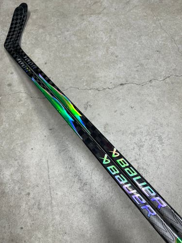 2 PACK 77 Flex Custom P92 Senior Bauer Flylite Right Hand Hockey Stick NHL Pro Stock