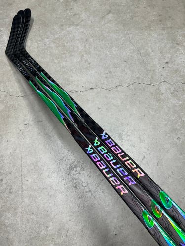 3 PACK 77 Flex Custom P92 Senior Bauer Flylite Right Hand Hockey Stick NHL Pro Stock