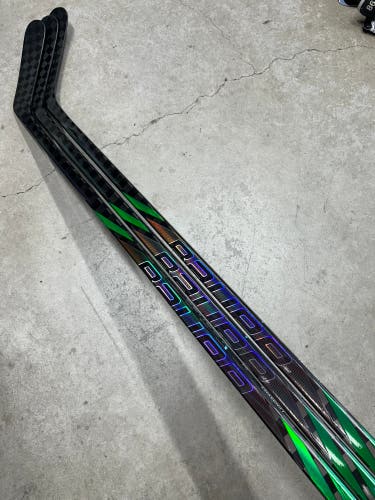 3 PACK 87 Flex P92 Senior Bauer Tracer Right Hand Hockey Stick Pro Stock NHL (New)