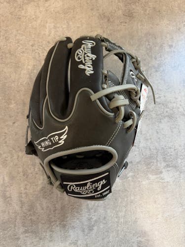 Rawlings Heart of the Hide 11.75 Baseball Glove