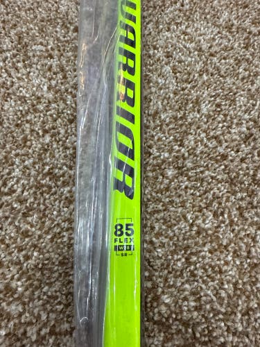 Senior Warrior Right Handed Hockey Stick Toe Pattern 75 Flex (New)