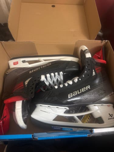 Black/White 2023 Bauer Vapor X5 Pro Hockey Skates (New)