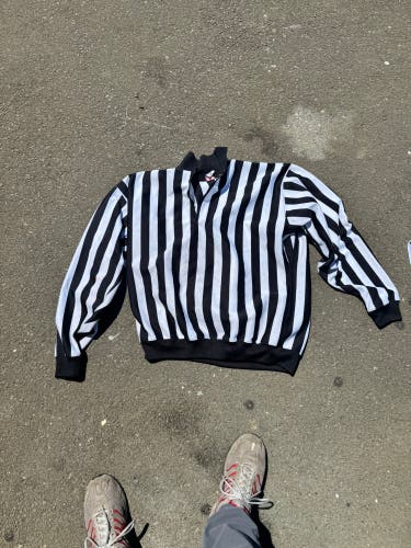 Officials jersey Size 56 Men's CCM Jersey (Used)