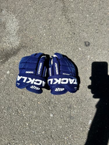 Tackla Gloves 9" (Used)