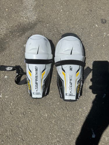 Youth Bauer Supreme 150 8" Shin Pads (Used)