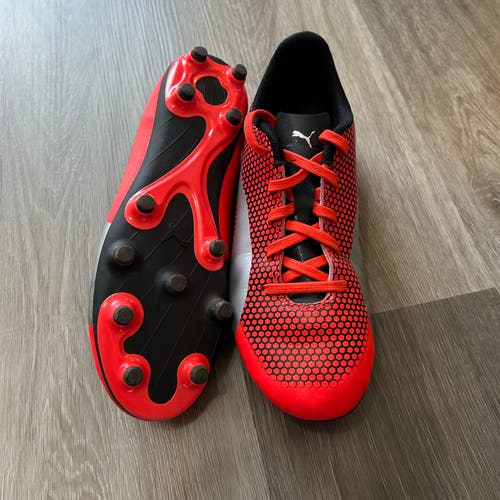 PUMA Spirit FG Jr Soccer Cleats Size 6 Youth Red Blast Silver Black