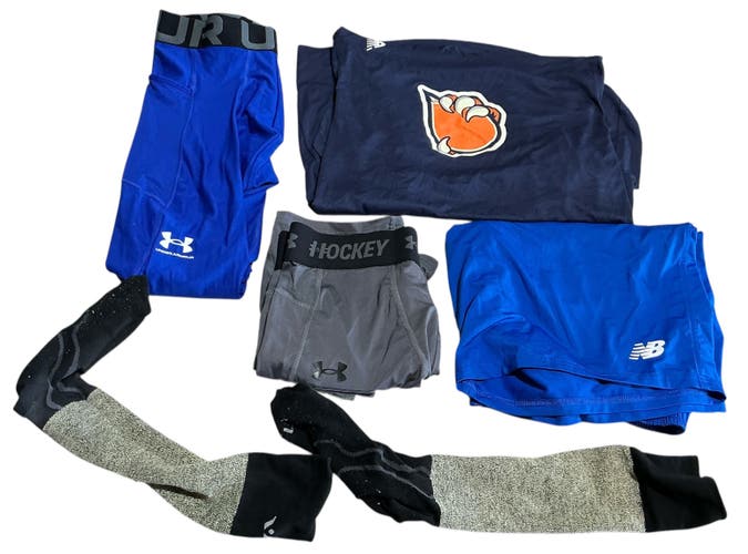 Large Bakersfield Condors Hockey Apparel Bundle (Used) 3333 (A R5 S5 L1)