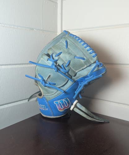 Wilson A2000 B2 Autism "The Moment" Series 12" Baseball Glove