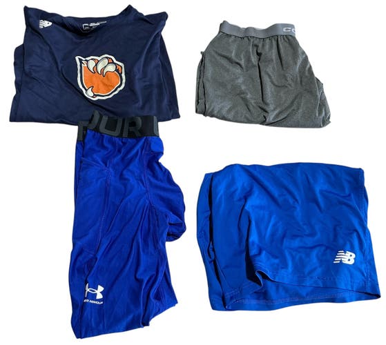 Large Bakersfield Condors Hockey Apparel Bundle (Used) 4444 (A R6 S5 L2)