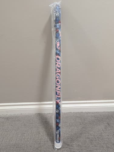 Very Rare Limited Edition Vineyard Vines C30 IQ5 Attack Shaft