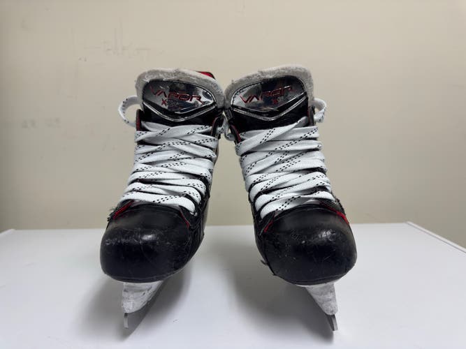 2023 Bauer Vapor X5 Pro Hockey Skates 12.5 (Used)
