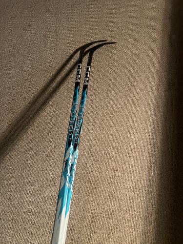 (2 Pack) Senior CCM JetSpeed FT9 Pro Left Hand Hockey Stick P28 75 Flex Pro Stock (New)