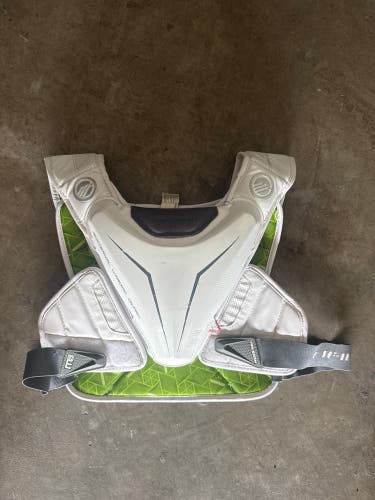 Large Adult Maverik MAX EKG Shoulder Pads (Used)