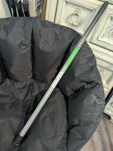 Like New Nike Vapor 9075 Lacrosse Attack Shaft