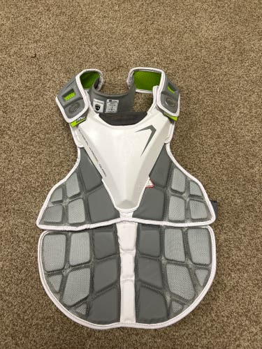 Large/ XL Maverik Max Chest Protector (Used)
