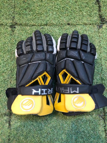UMBC Maverik Max Lacrosse Gloves (Used)