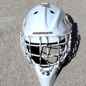 Senior M/L Warrior R/F1 SR+ Goalie Mask (Used)
