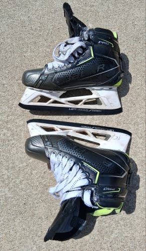 Bauer Pro Hockey Goalie Skates Fit 2 Regular Width 6 (Used)