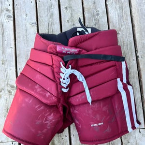 Senior Medium 2024 Bauer Pro Hockey Goalie Pants Pro Stock (Used)