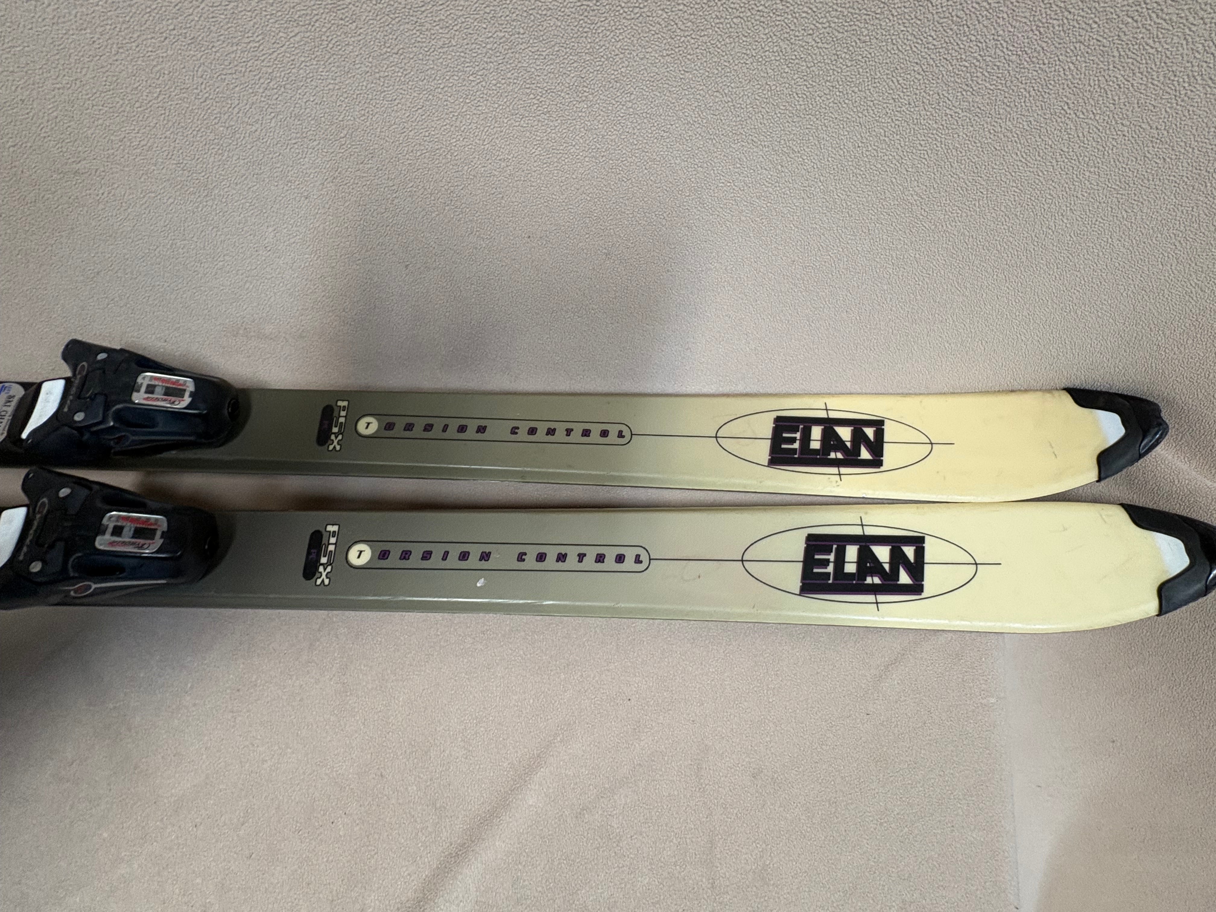 Elan Snow Junior Skis with Bindings - 140 cm Used | SidelineSwap