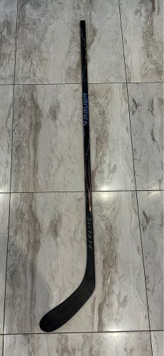 Bauer Vapor BGP2B PRO STOCK P28 65 flex Intermediate Dressed as Black Flylite Tactile Grip