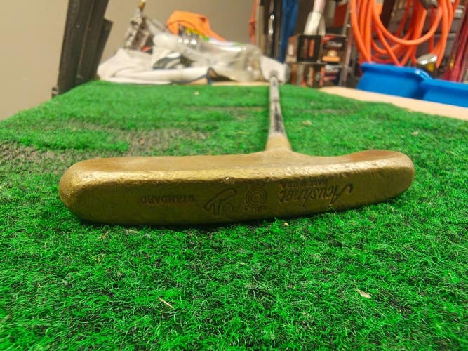 Acushnet Bullseye Standard 34.5 Inch Putter