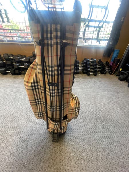 BURBERRY swag flexwitmeノバチェック　pedestal Burberry Nova Check Unisex Stand Bag | SidelineSwap | Buy and Sell
