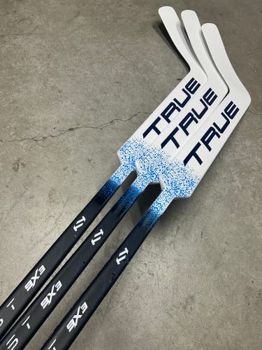 3 PACK True Catalyst 9X3 Regular Goalie Stick 26”Paddle CONNOR HELLEBUYCK Pro Stock (New)