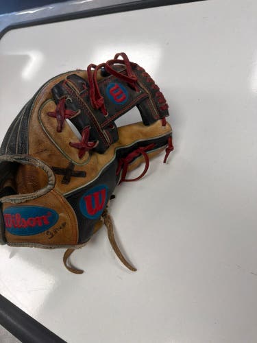 Wilson A2000 RH Infield Baseball Glove 11.5" (Used)