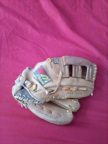 Mizuno RH Infield Baseball Glove 11.75" (Used)