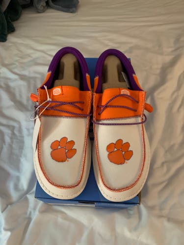 Clemson Hey Dudes Men’s Size 11