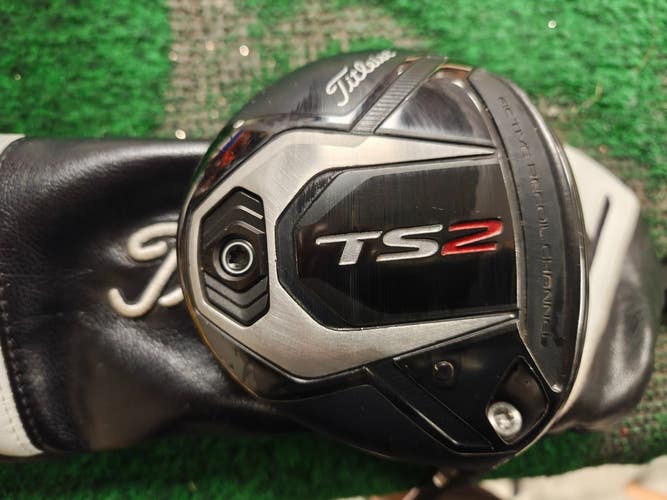 Titleist TS2 Fairway 3 Wood 16.5 Degree Kuro Kage Flex 55 Regular Flex Headcover
