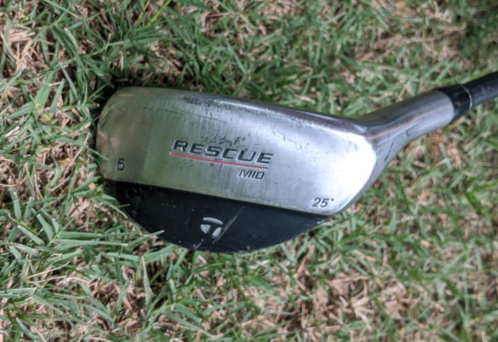 Men's TaylorMade Rescue Mid Right Handed 5 Hybrid Regular Flex Graphite Shaft (Used)