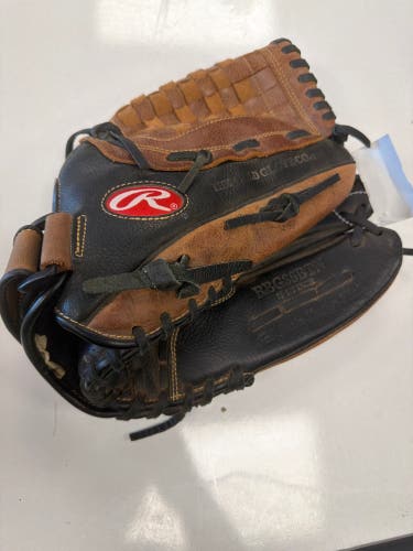 Rawlings The Mark of a Pro RH Outfield Baseball Glove 12.5" (Used)