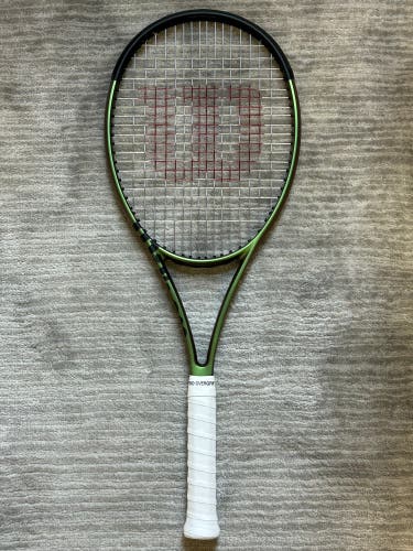 Adult Wilson Blade Tennis Racquet (Used)