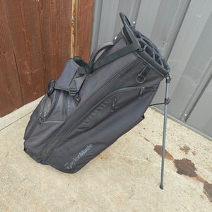 Taylormade Flex Tech Crossover 14 Divider Dual Strap Golf Stand Bag Grey w Rainc