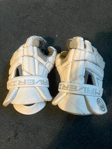 Maverik M6 Lacrosse Gloves (Used)