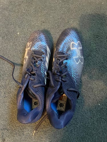 Men's Size M 8.0 (W 9.0) Under Armour Blur Low Top (Used)