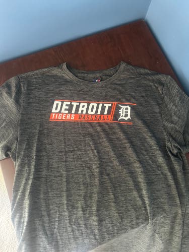Detroit Tigers Dri-Fit Shirt (L)