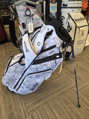 Srixon Limited Golf Stand Bag Flower White