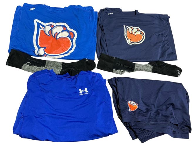 Xtra-Large Bakersfield Condors Hockey Apparel Bundle (Used) 3737 (A R3 S5 L2)
