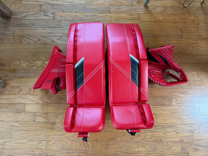 35" Warrior Ritual G5 pro Regular Goalie Full Set Pro Stock (Used)