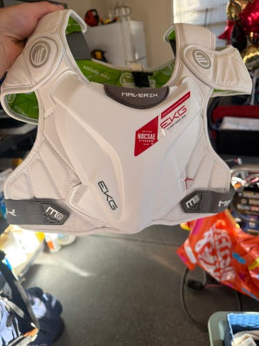 Large Adult Maverik M6 Shoulder Pads (New)