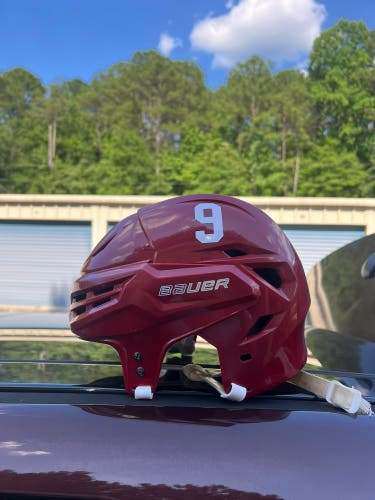 Large Bauer Re-Akt 95 Helmet (Used)