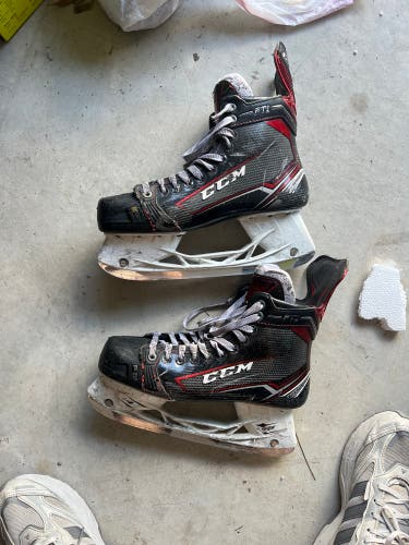 CCM JetSpeed FT1 Hockey Skates 9 (Used)