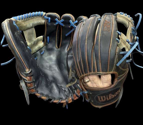 Wilson RH Infield A2K Baseball Glove 11.5" (Used)