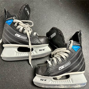 Bauer (Nike) Supreme Enforcer Junior Hockey Skates - Junior Size 1, Regular Width (Used)