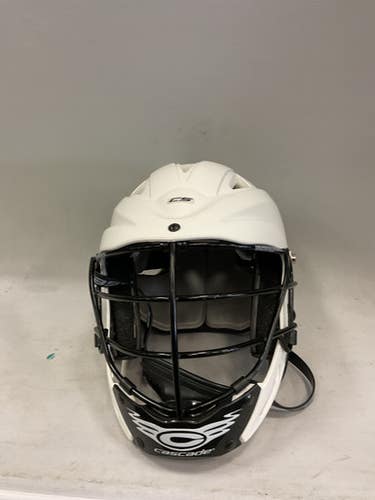 Used Cascade Cs Lacrosse Helmet White Sm 11859-s000020903