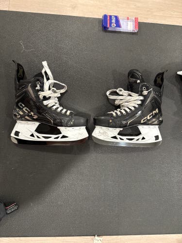 Black/Gray 2024 CCM Tacks XF Pro Hockey Skates Regular Width 8.5 (Used)
