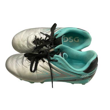 Used Dsg Soccer Cleats Grey Junior 01.5 11859-s000027536